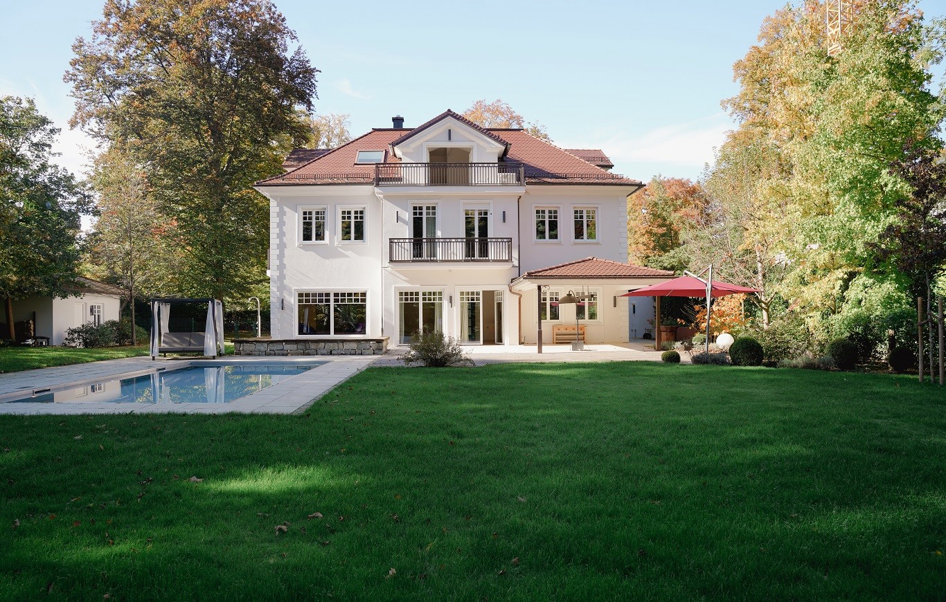 Schramm Prime Properties Leistungen